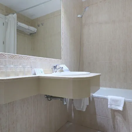 Oasis 2* Córdoba