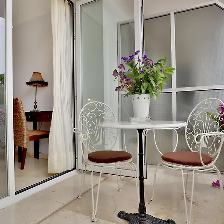 オアシス ホテル