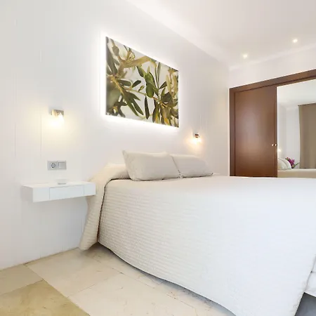 Oasis Hotel