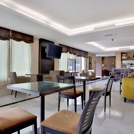 Hotel Oasis Cordoba