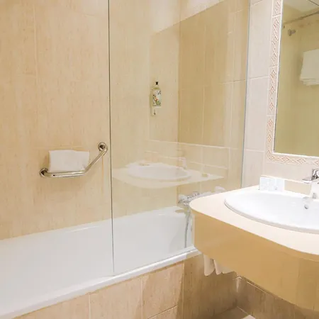 Oasis Hotel Cordoba