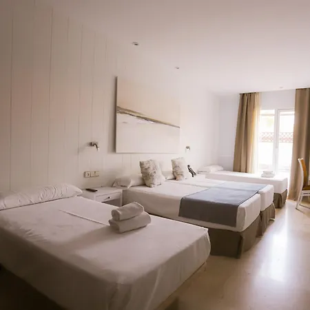 Hotel Oasis