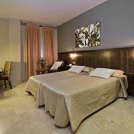Oasis Hotel
