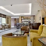 Hotel Oasis