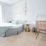 Oasis Hotel