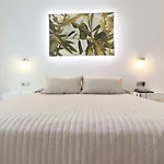 Hotel Oasis 2*